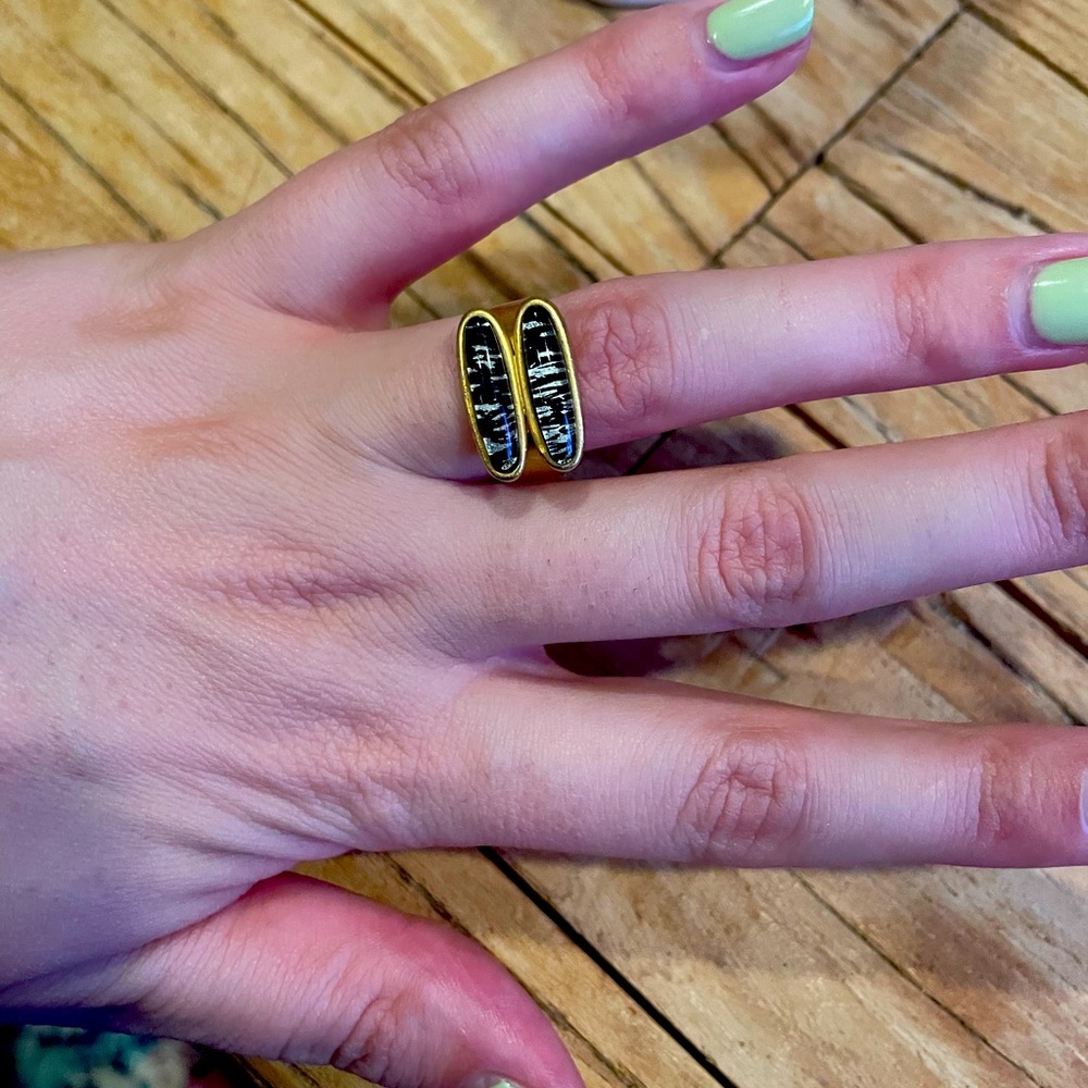 Adjustable Ring